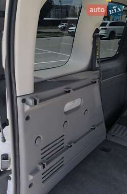 Минивэн Renault Kangoo 2010 в 