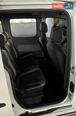 Минивэн Renault Kangoo 2009 в 