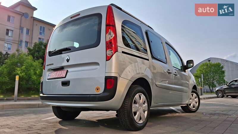 Минивэн Renault Kangoo 2012 в Луцке