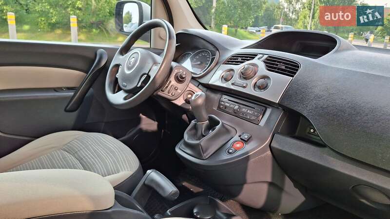 Минивэн Renault Kangoo 2012 в Луцке