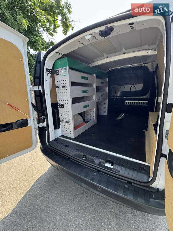 Грузовой фургон Renault Kangoo 2020 в Киеве