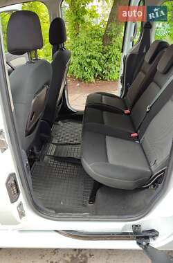 Минивэн Renault Kangoo 2014 в 