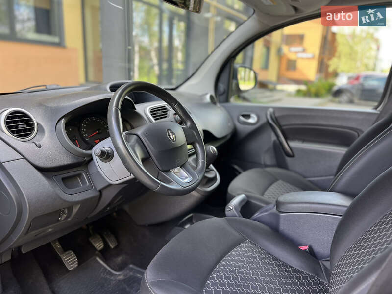 Минивэн Renault Kangoo 2014 в Луцке