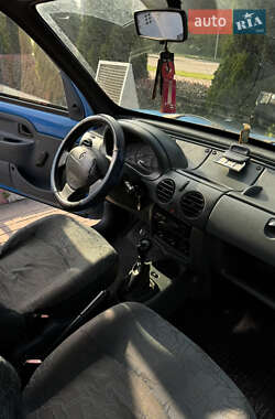 Минивэн Renault Kangoo 2000 в 