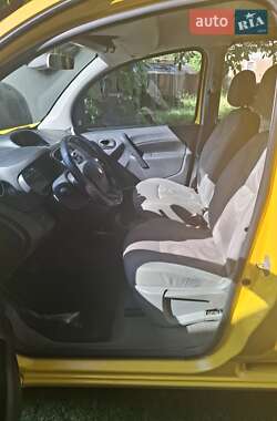 Минивэн Renault Kangoo 2015 в 