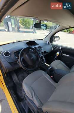 Минивэн Renault Kangoo 2014 в 