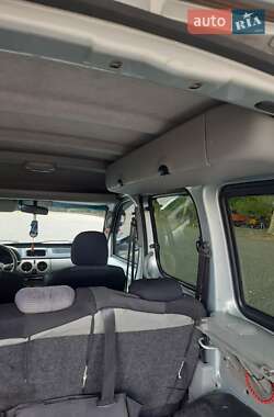 Минивэн Renault Kangoo 2004 в 