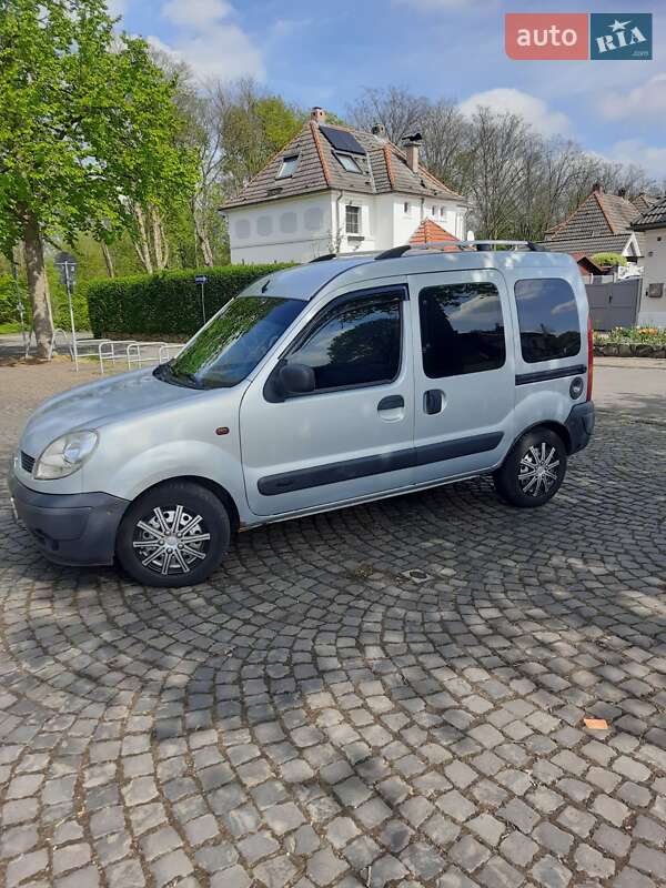 Минивэн Renault Kangoo 2004 в Харькове