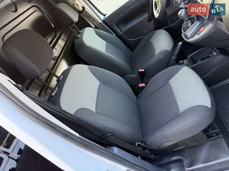 Вантажний фургон Renault Kangoo 2021 в Дніпрі