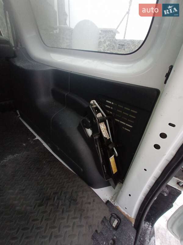 Минивэн Renault Kangoo 2012 в Киеве