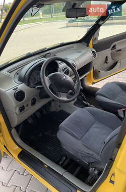 Минивэн Renault Kangoo 2002 в 