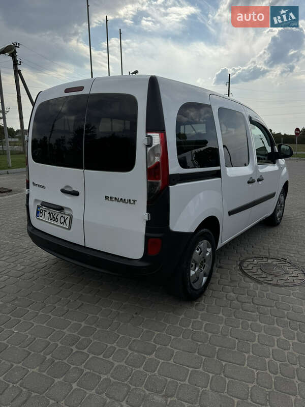 Мінівен Renault Kangoo 2015 в Володимирі