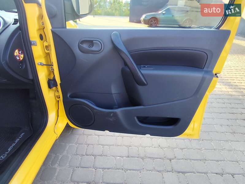 Грузовой фургон Renault Kangoo 2018 в Львове