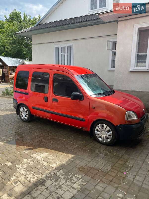 Минивэн Renault Kangoo 2000 в Рожнове