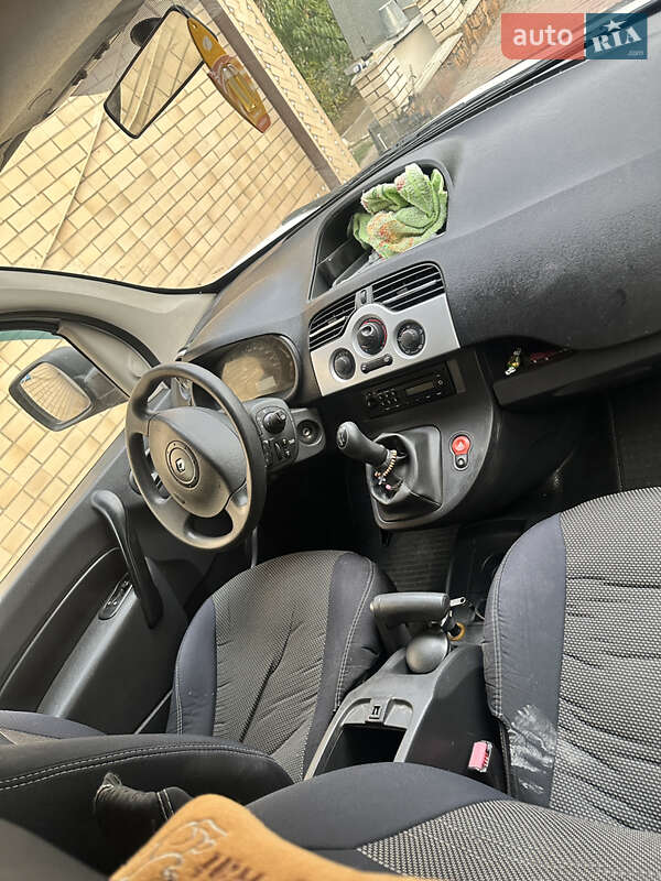 Минивэн Renault Kangoo 2011 в Виннице