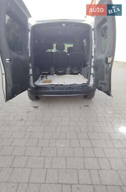 Мінівен Renault Kangoo 2010 в 