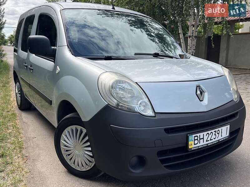 Минивэн Renault Kangoo 2008 в 