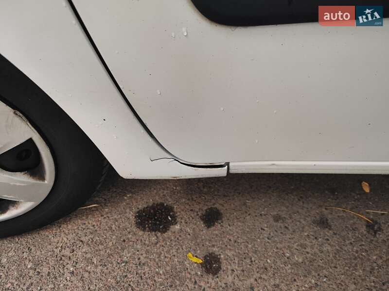 Вантажний фургон Renault Kangoo 2015 в Києві