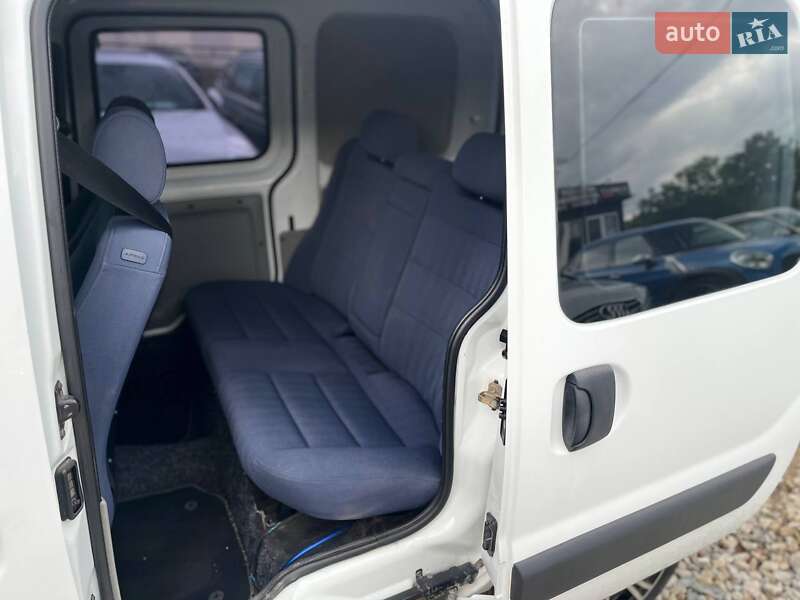 Минивэн Renault Kangoo 2004 в Коломые