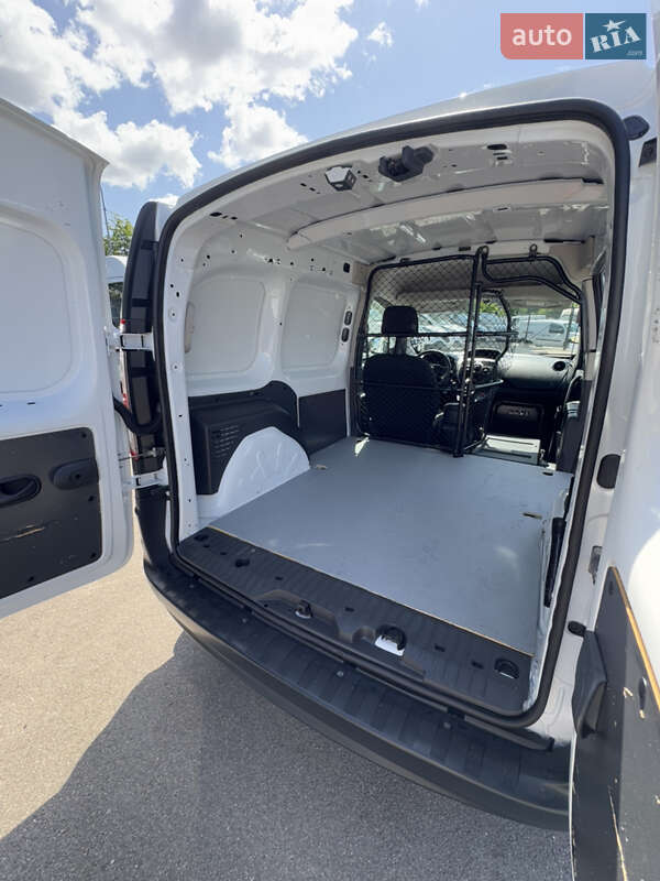 Грузовой фургон Renault Kangoo 2020 в Киеве фото 29 Грузовой фургон Renault Kangoo 2020 в Киеве