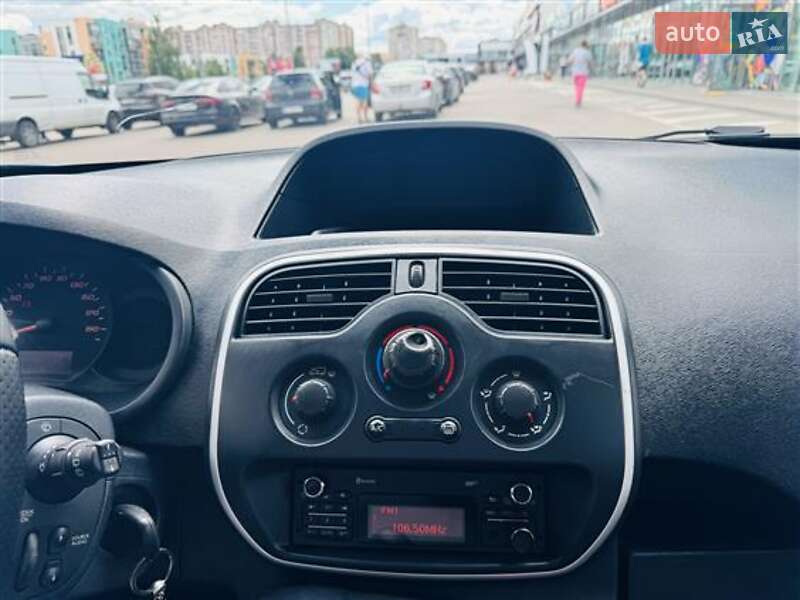Минивэн Renault Kangoo 2013 в Киеве