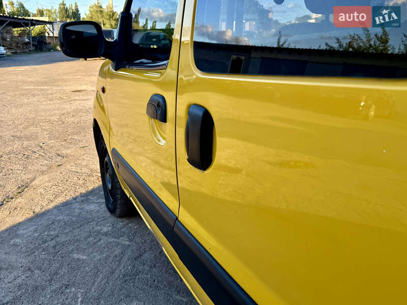 Мінівен Renault Kangoo 2003 в Рівному