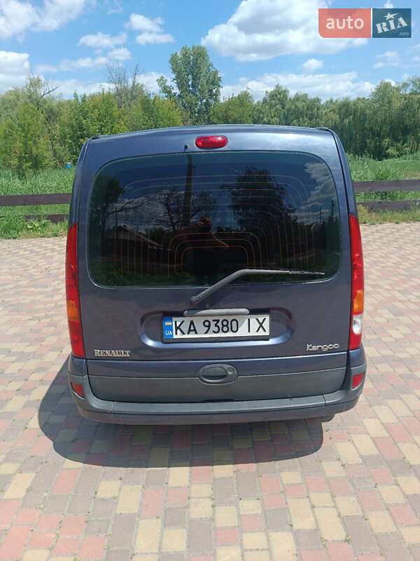 Минивэн Renault Kangoo 2004 в Славянске
