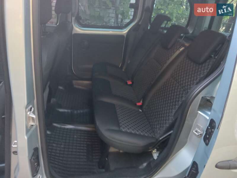 Минивэн Renault Kangoo 2011 в Херсоне