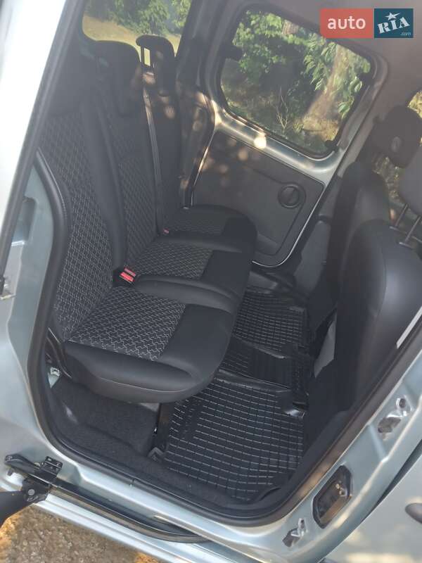 Минивэн Renault Kangoo 2011 в Херсоне