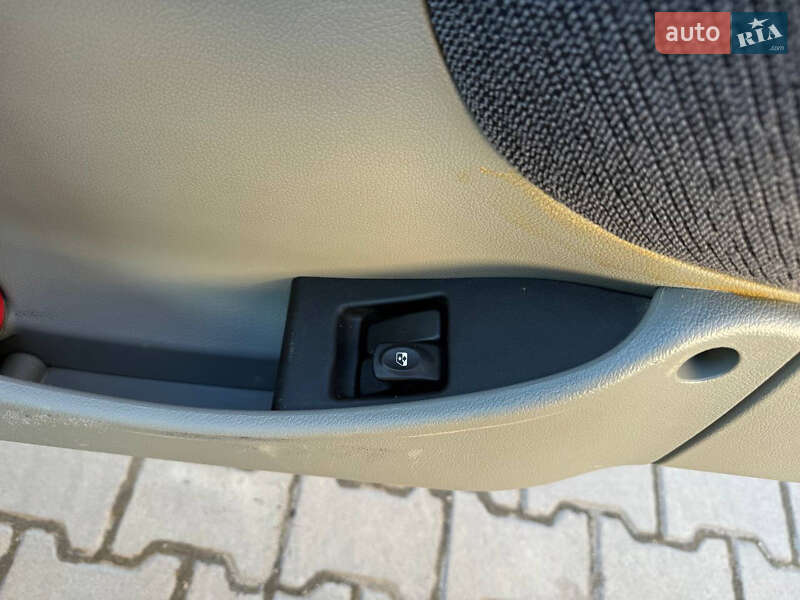 Минивэн Renault Kangoo 2006 в Калуше