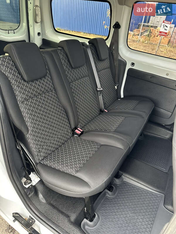 Мінівен Renault Kangoo 2013 в Дрогобичі