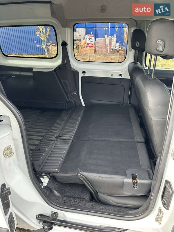 Мінівен Renault Kangoo 2013 в Дрогобичі