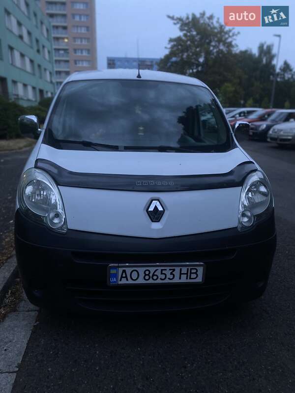 Минивэн Renault Kangoo 2008 в Хусте