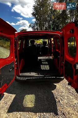Минивэн Renault Kangoo 2015 в 