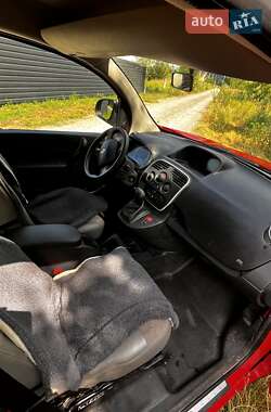 Минивэн Renault Kangoo 2015 в 