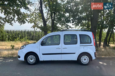 Минивэн Renault Kangoo 2016 в 