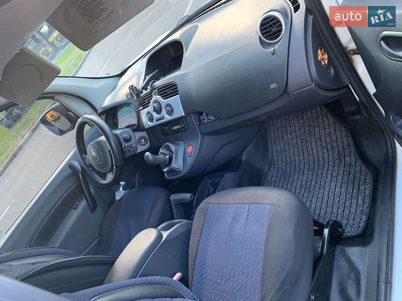 Грузопассажирский фургон Renault Kangoo 2012 в Киеве