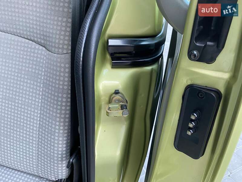 Минивэн Renault Kangoo 2005 в Ивано-Франковске