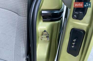 Минивэн Renault Kangoo 2005 в 