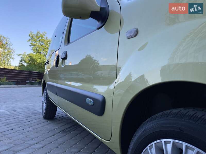Минивэн Renault Kangoo 2005 в Ивано-Франковске