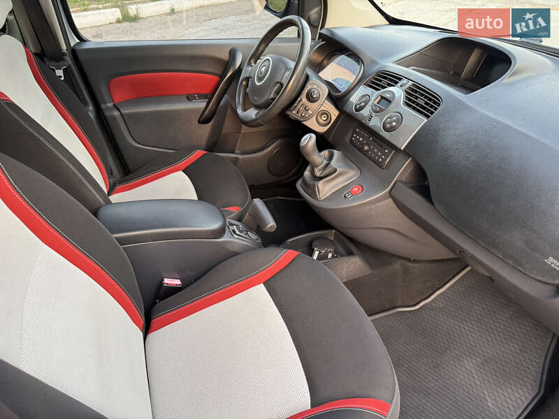 Минивэн Renault Kangoo 2013 в Харькове