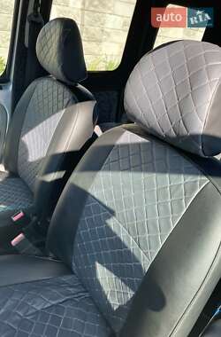 Минивэн Renault Kangoo 2006 в 