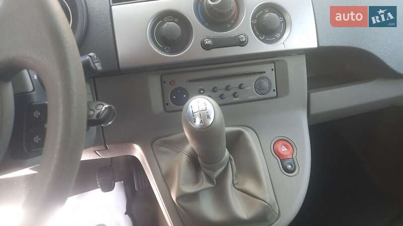Минивэн Renault Kangoo 2009 в Луцке