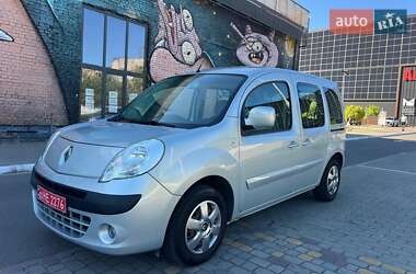 Минивэн Renault Kangoo 2011 в Луцке