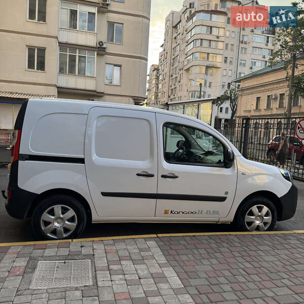 Грузовой фургон Renault Kangoo 2015 в Одессе