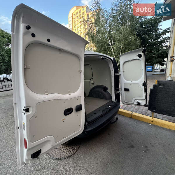Грузовой фургон Renault Kangoo 2015 в Одессе