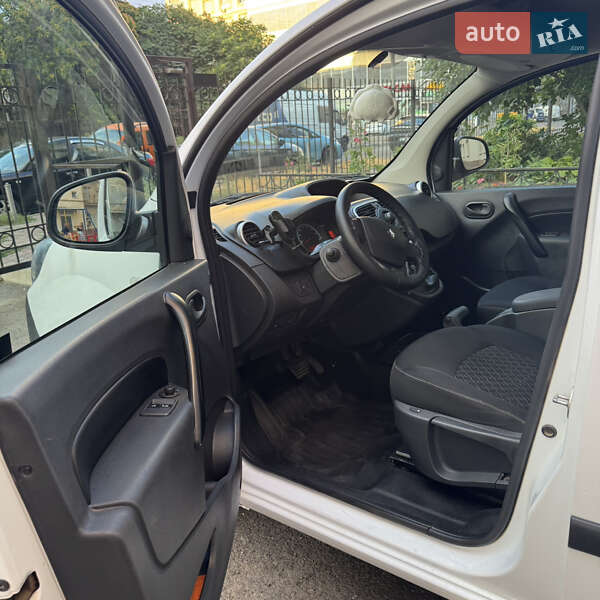 Грузовой фургон Renault Kangoo 2015 в Одессе
