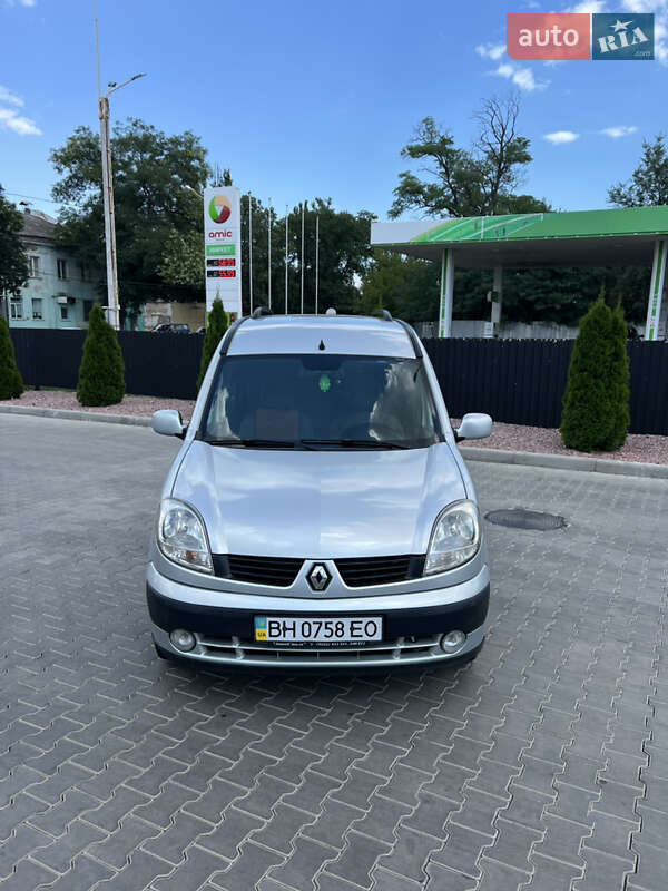 Минивэн Renault Kangoo 2006 в 