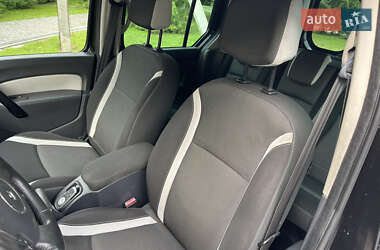 Минивэн Renault Kangoo 2012 в 