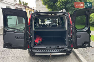 Минивэн Renault Kangoo 2012 в 